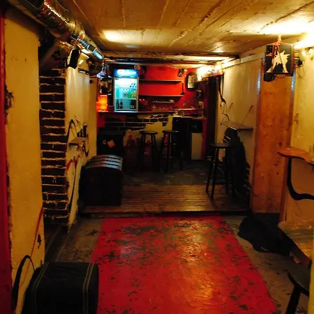 Hostel Art And Sofie
