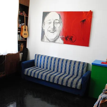 Hostel Art And *